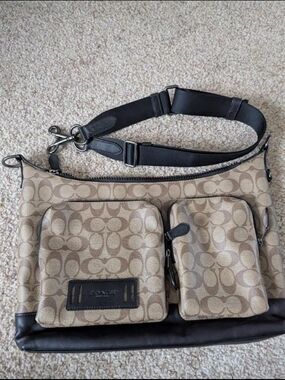 Coach Ranger Pocket Messenger Crossbody Shoulder Bag